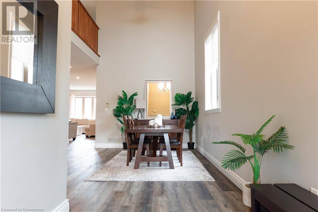 Beamsville, ON L3J0P8,4303 AREJAY Avenue