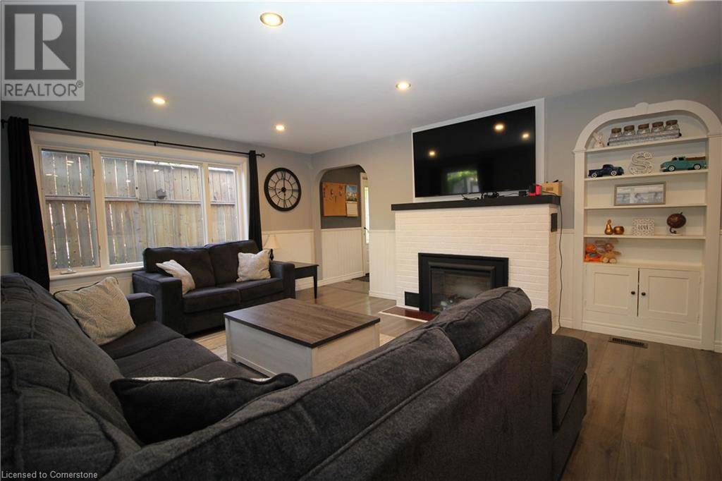 Delhi, ON N4B2N3,258 NORFOLK Avenue