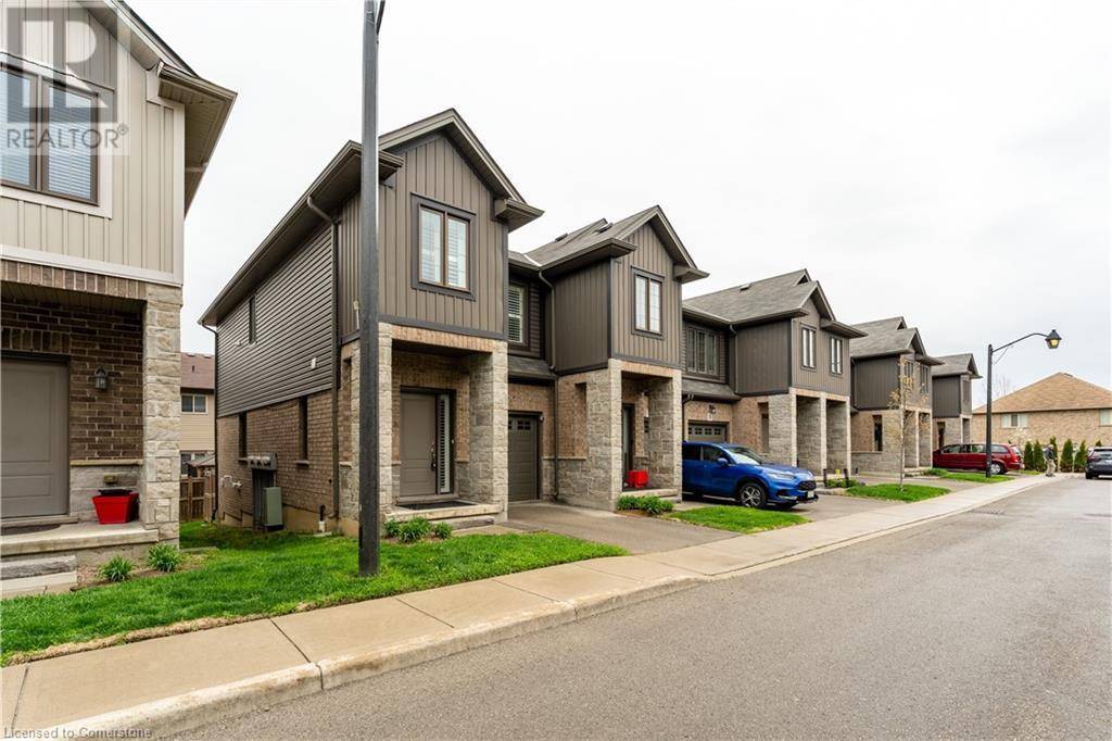 Ancaster, ON L9G0G4,377 GLANCASTER RD #20