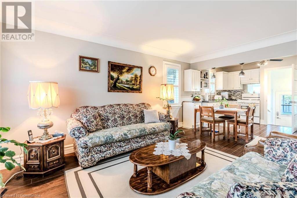 Hamilton, ON L9A1N1,33 BRUCEDALE Avenue E