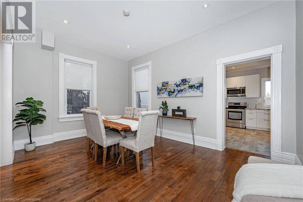 Guelph, ON N1H3P7,103 SURREY Street E