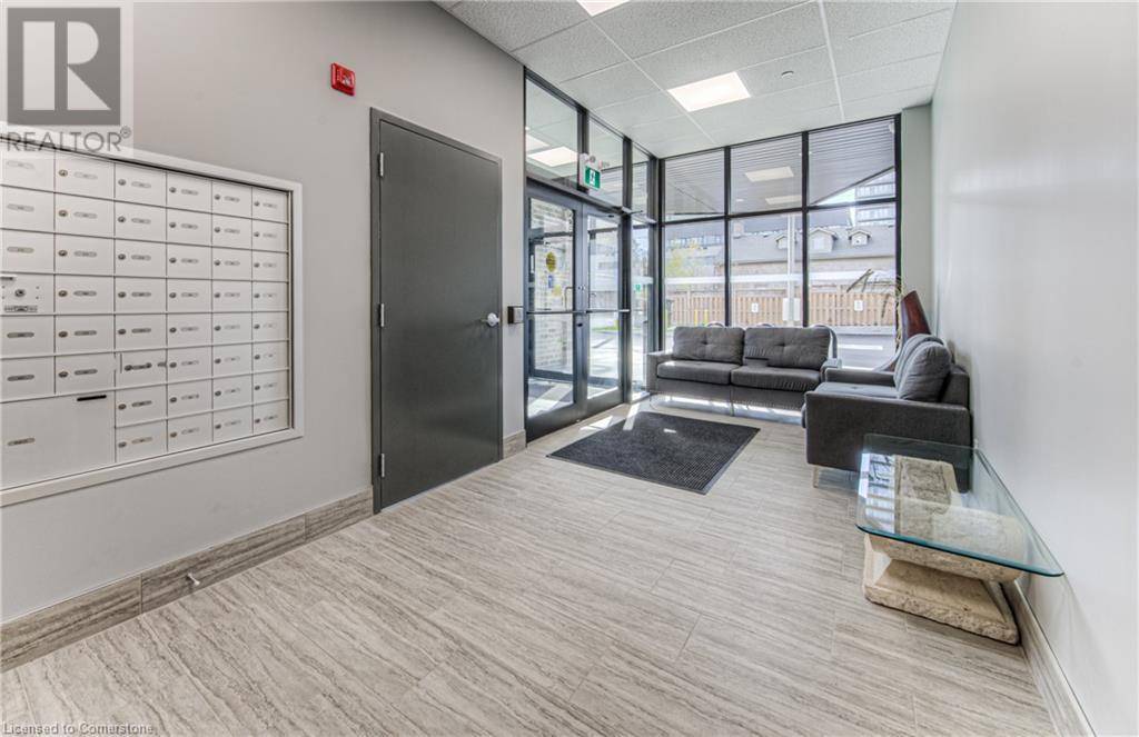 Cambridge, ON N1S2M8,30 GEORGE ST South #310