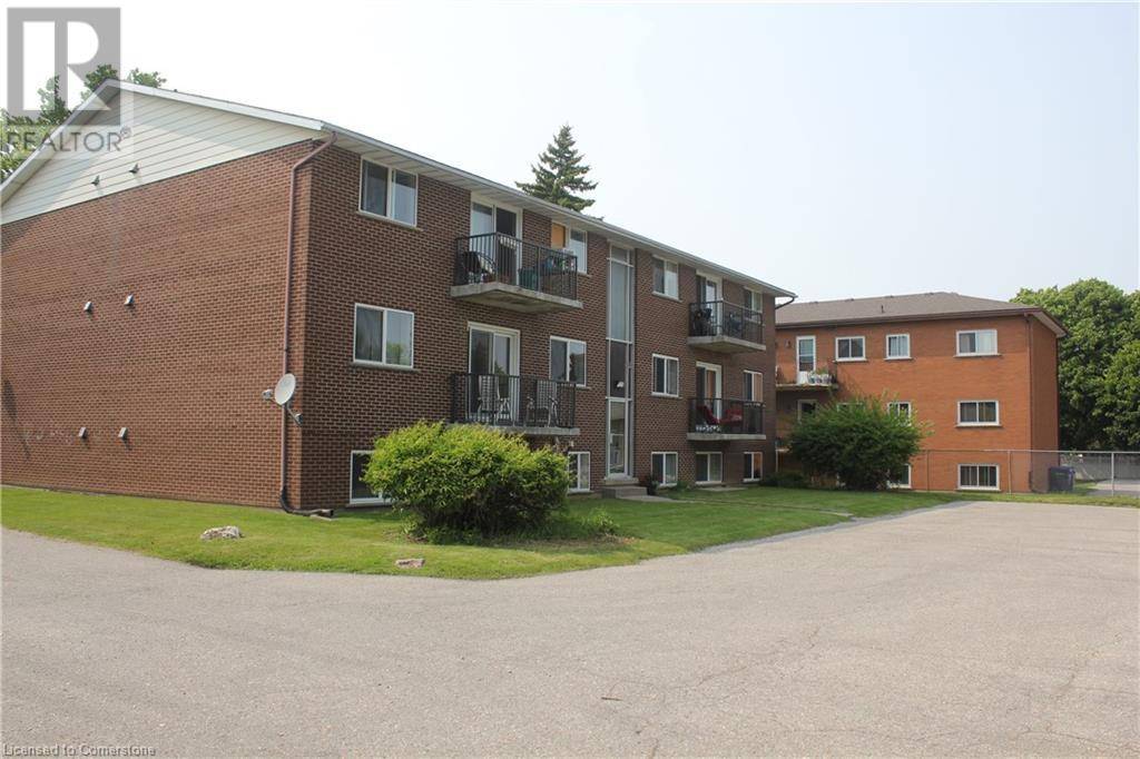 Elmira, ON N3B1X2,15 KILLDEER Road