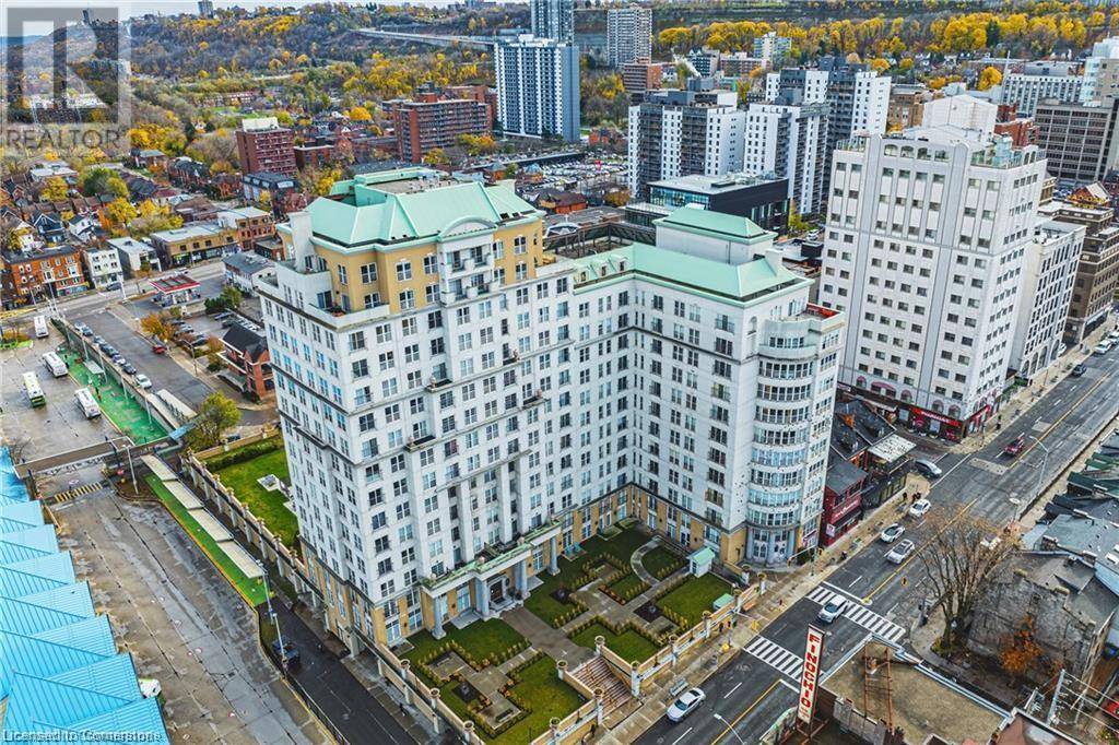 Hamilton, ON L8P2Z6,135 JAMES ST South #115
