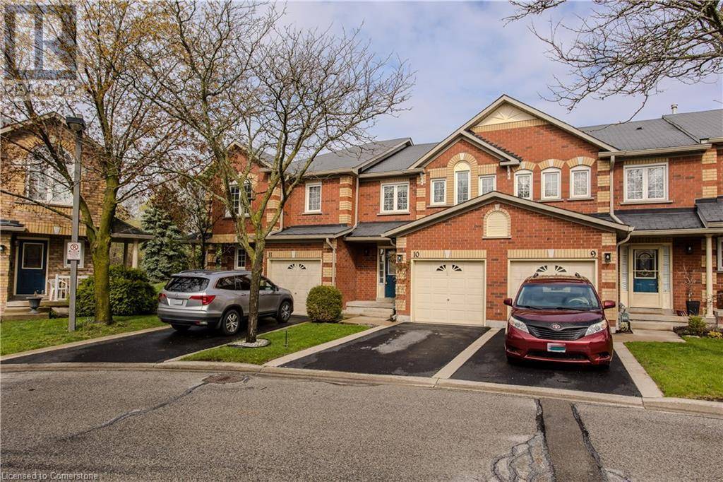 Burlington, ON L7M4H6,2022 ATKINSON DR #10