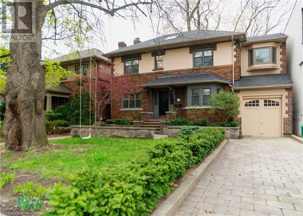 Toronto, ON M6S4L3,136 HUMBERCREST Boulevard