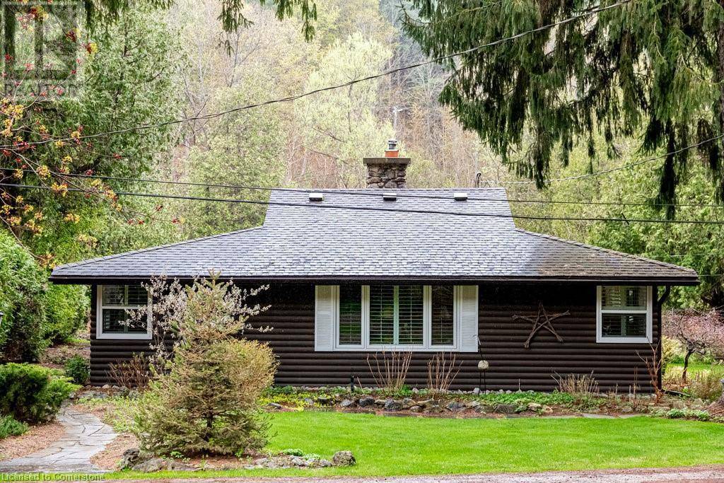 Burlington, ON L7P0N1,6116 CEDAR Grove