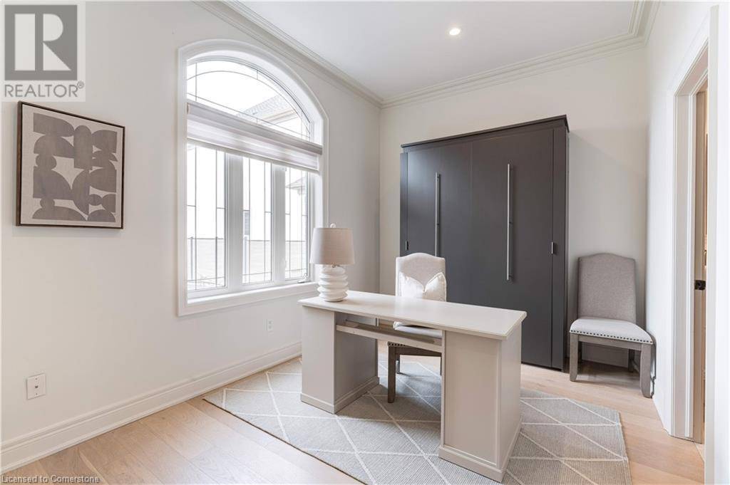 Stoney Creek, ON L8E5C7,142 WATERCREST Drive