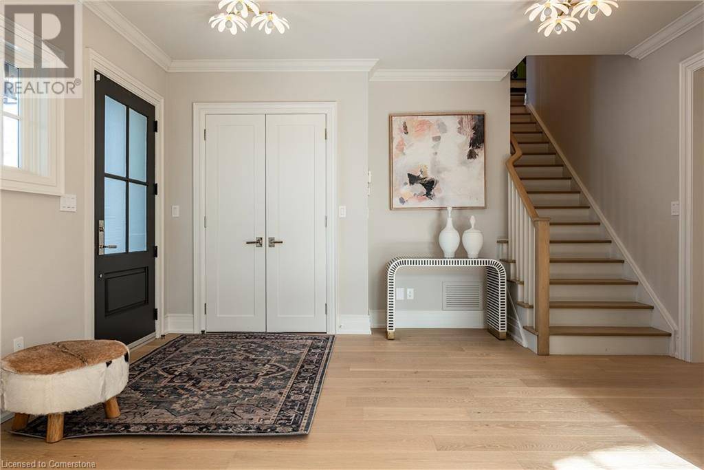 Oakville, ON L6J2P8,1310 DUNCAN Road