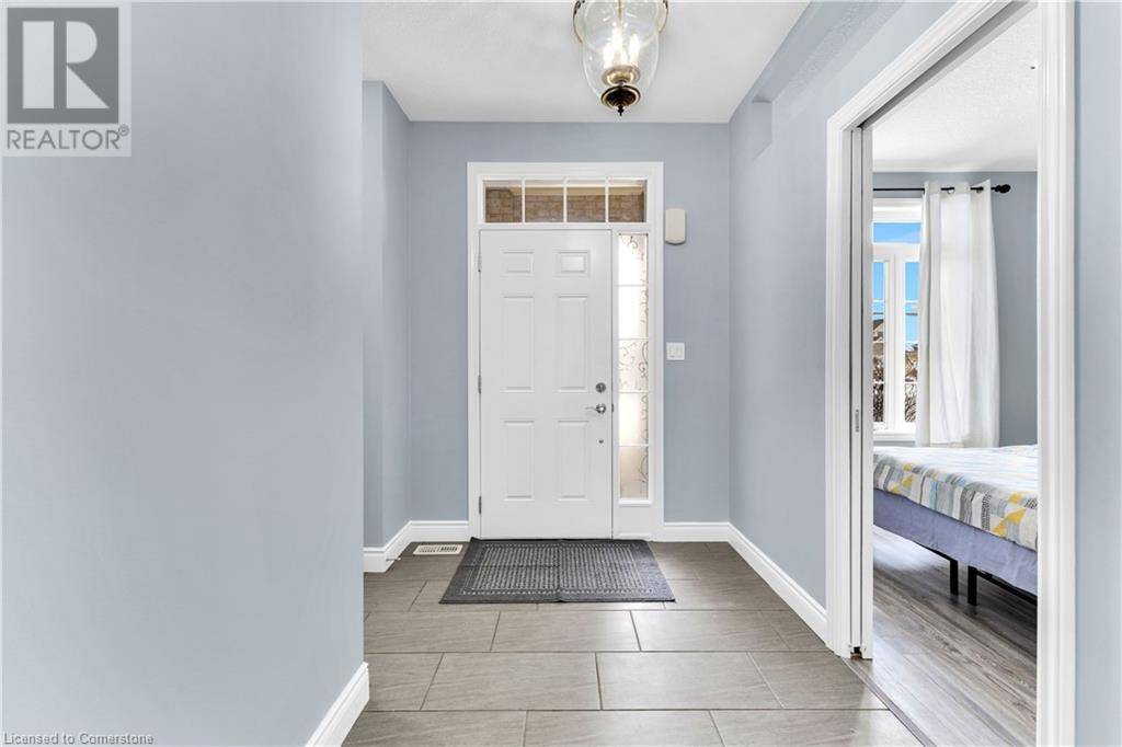 Woodstock, ON N4T1W6,724 GARDEN COURT Crescent