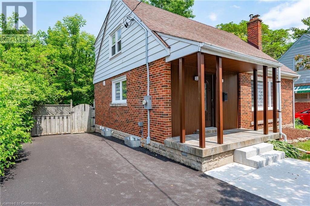 Burlington, ON L7S1R2,723 HAGER AVE #B