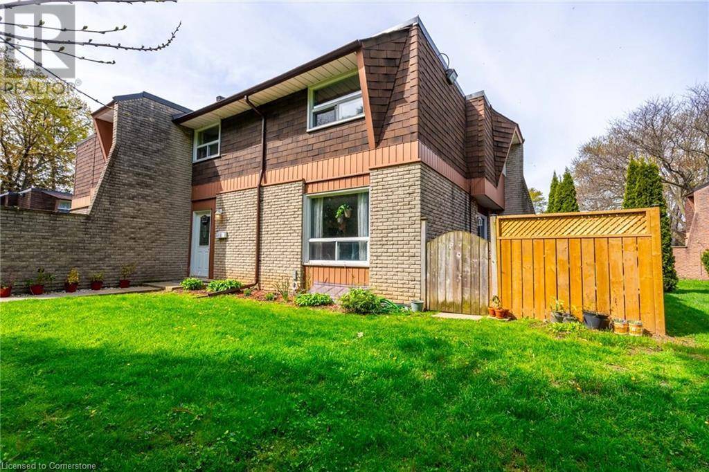 Burlington, ON L7T3X6,657 FRANCIS RD #3