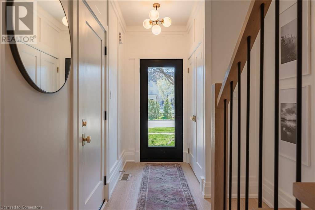 Oakville, ON L6K2W2,189 MARGARET Drive