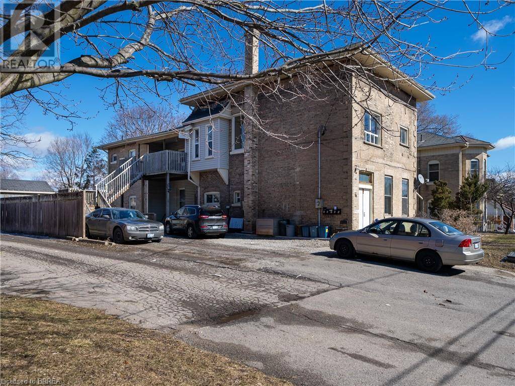 Brantford, ON N3T2R4,84 SHERIDAN Street