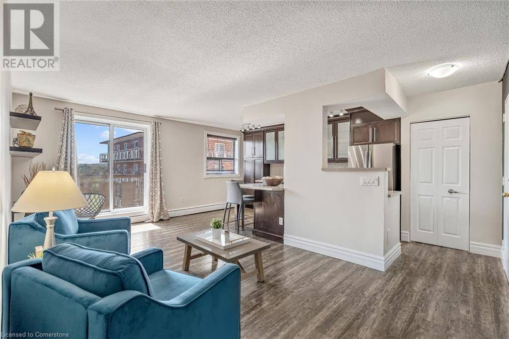 Hamilton, ON L8G1B4,851 QUEENSTON RD #502