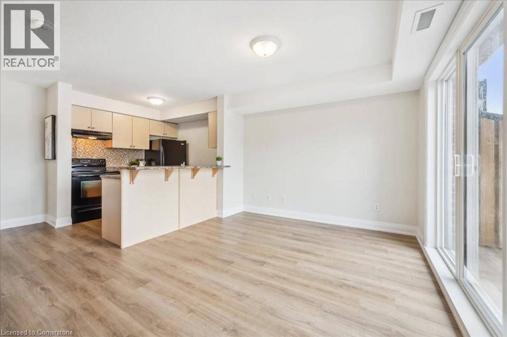 Kitchener, ON N2E0A2,45 CEDARHILL CRES #12D