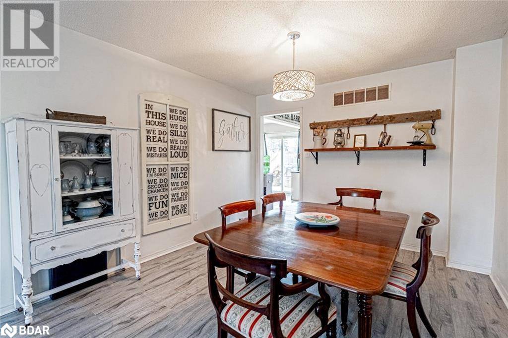 Barrie, ON L4M5W7,256 HICKLING Trail