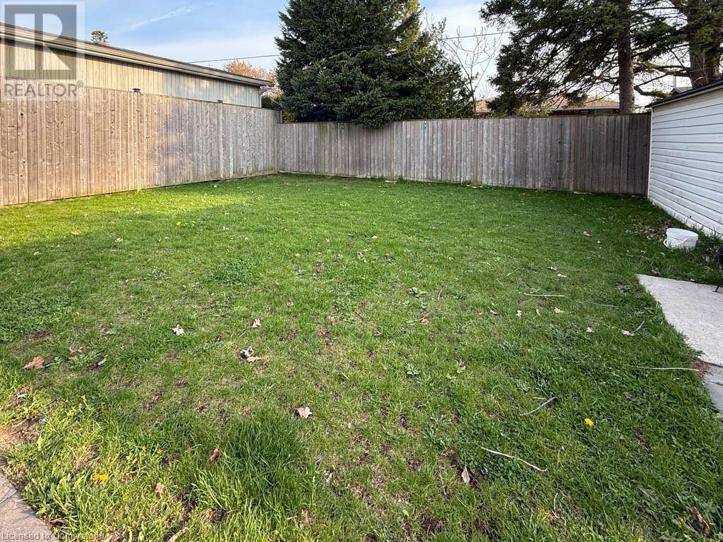 Hamilton, ON L8T1V9,48 IDLEWOOD Avenue