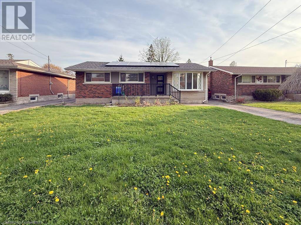 Hamilton, ON L8T1V9,48 IDLEWOOD Avenue