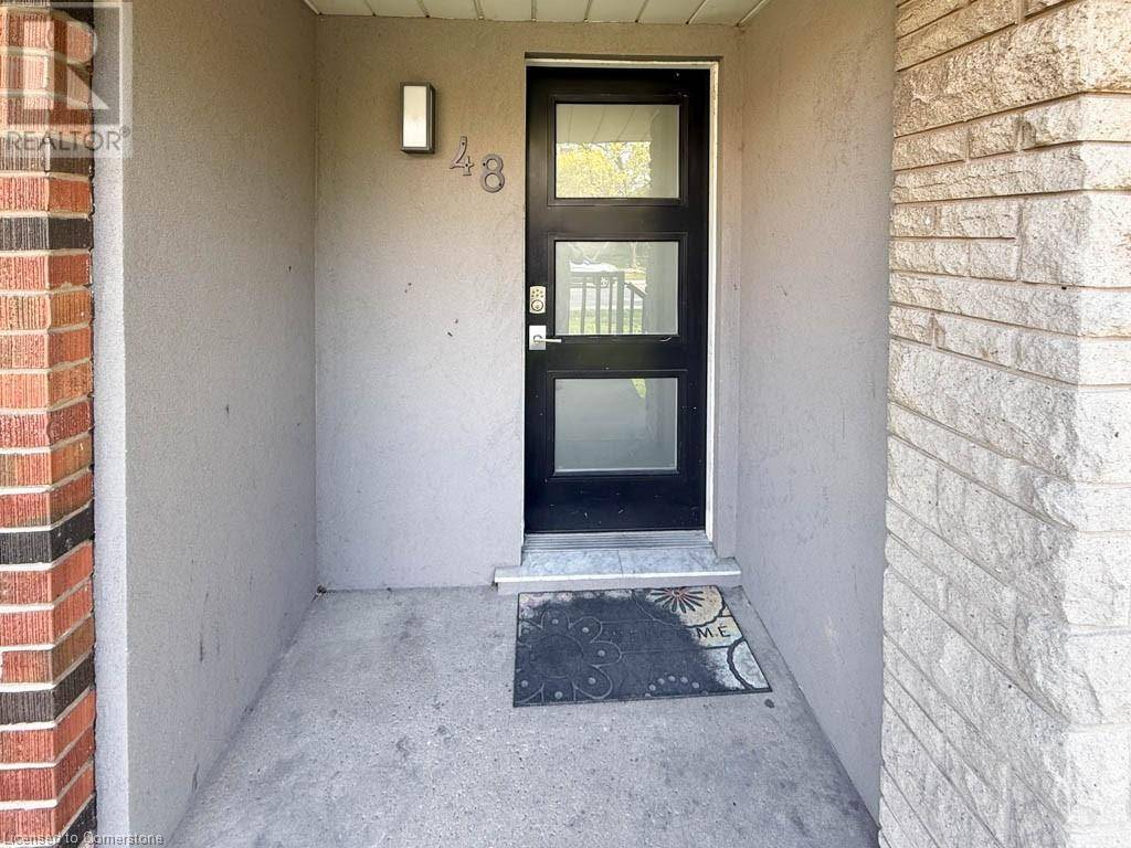 Hamilton, ON L8T1V9,48 IDLEWOOD Avenue