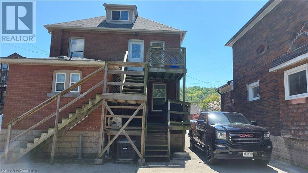 Hamilton, ON L8K1T5,1597 KING Street E
