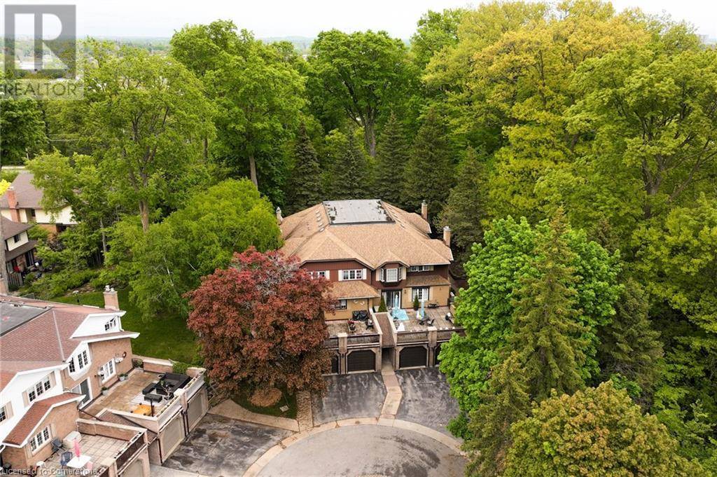 Kitchener, ON N2E2K2,250 KINGSWOOD DR #10