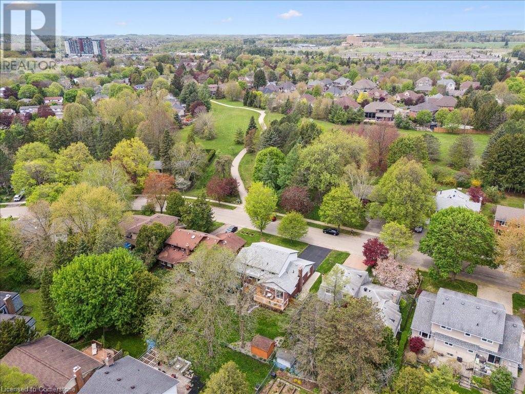 Waterloo, ON N2L5B3,312 CRAIGLEITH Drive