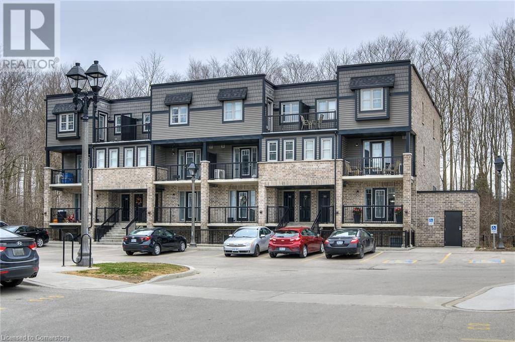 Kitchener, ON N2E0G7,1989 OTTAWA ST South #30F
