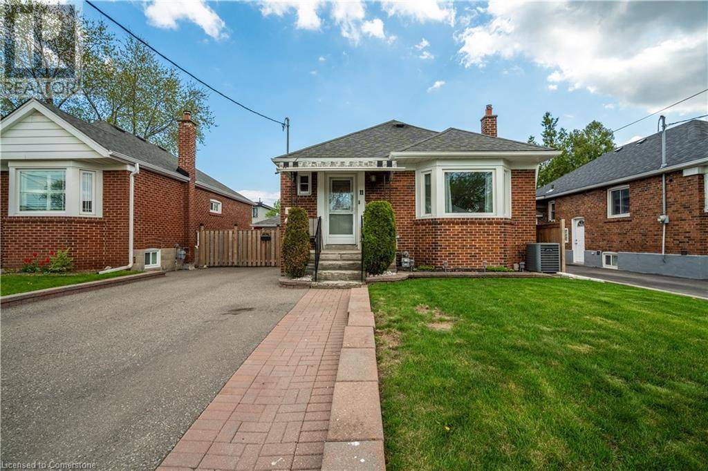 Toronto, ON M9N1E9,11 SPEERS Avenue