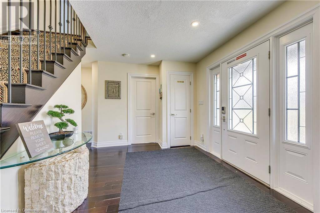 Stoney Creek, ON L8E5E1,1073 NORTH SERVICE Road
