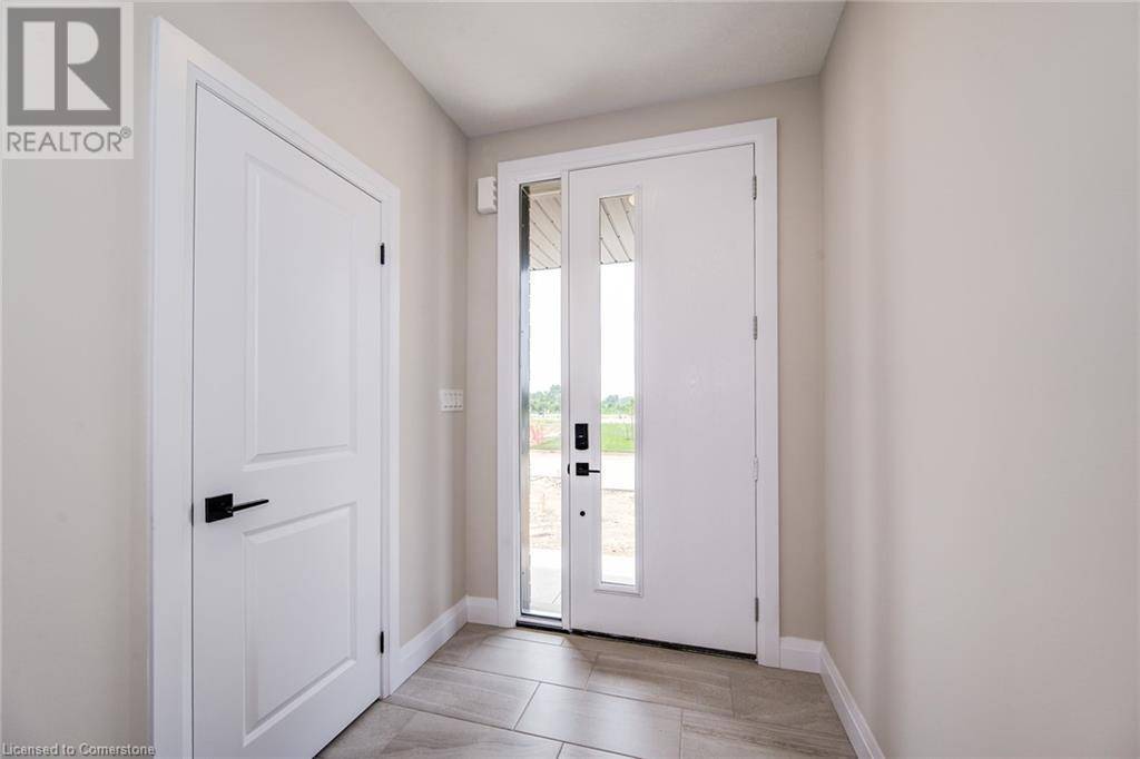 Harriston, ON N0G1Z0,102 THACKERAY Way