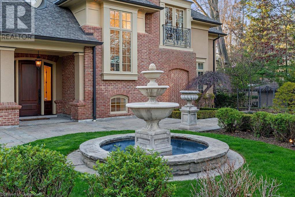 Oakville, ON L6J1A9,1081 ARGYLE Drive