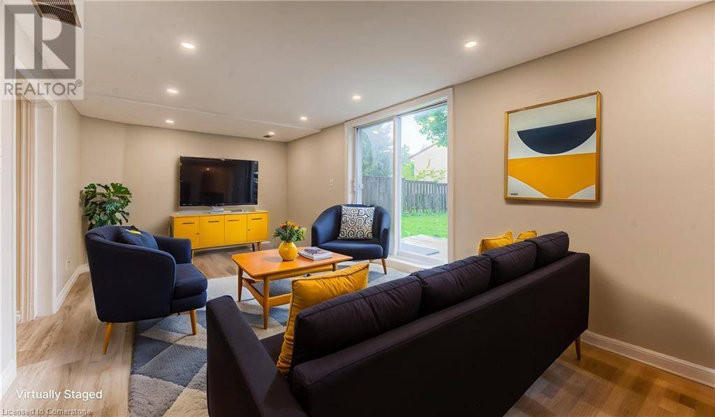 Kitchener, ON N2E3E7,16 WINDALE Crescent