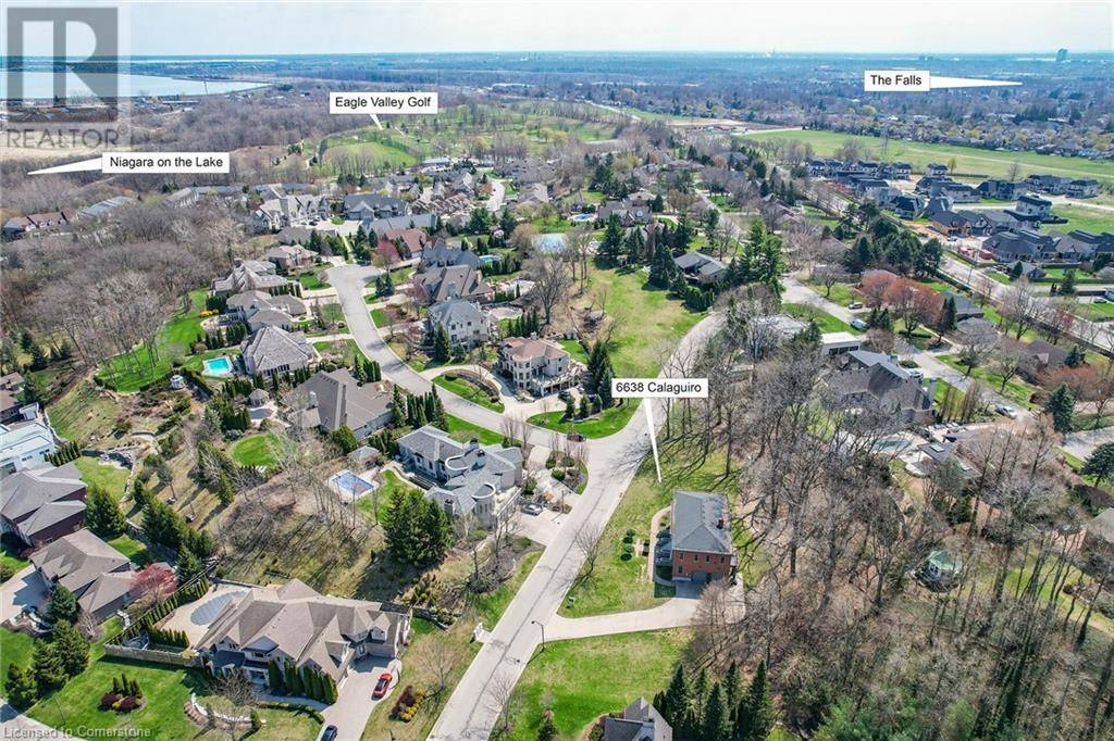 Niagara Falls, ON L2J4L6,6638 CALAGUIRO Drive