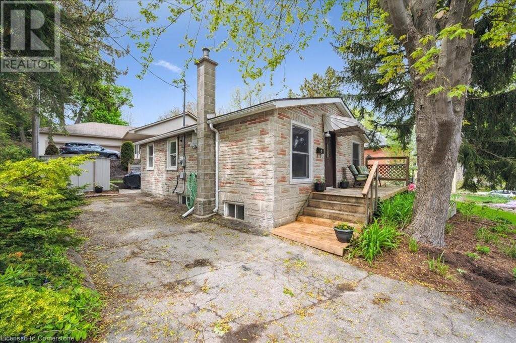 Cambridge, ON N3C1P9,43 JARDINE Street