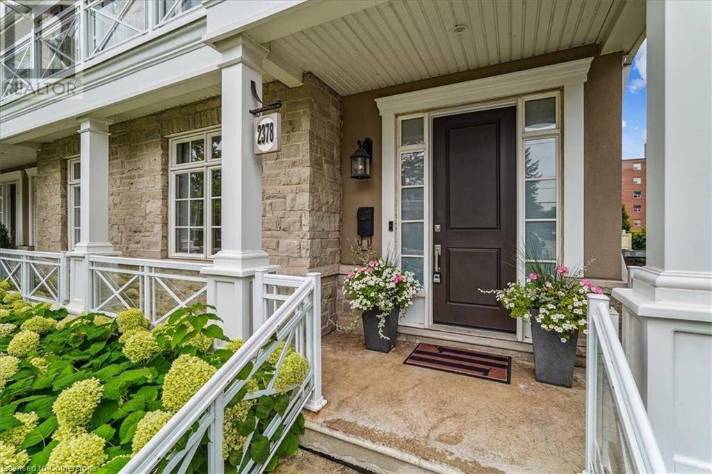 Oakville, ON L6L1C4,2378 MARINE Drive