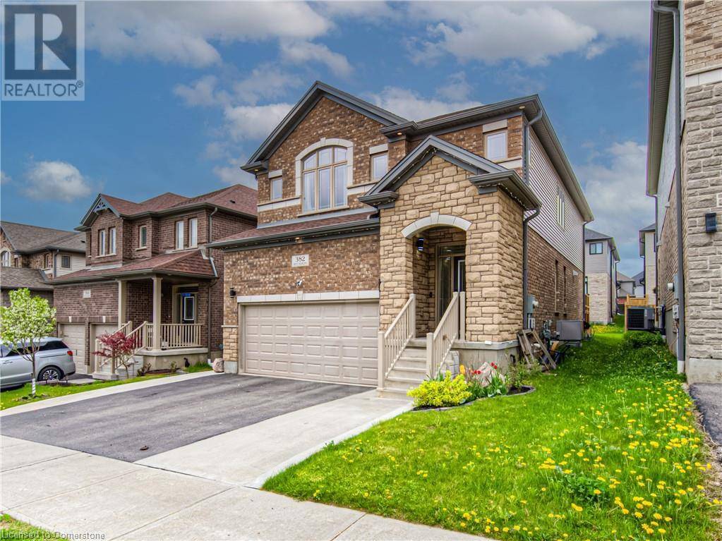 Waterloo, ON N2V0E8,382 BEECHDROPS DR Drive