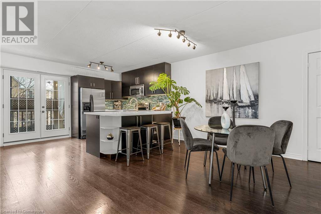 Burlington, ON L7M4M2,4005 KILMER DR #311