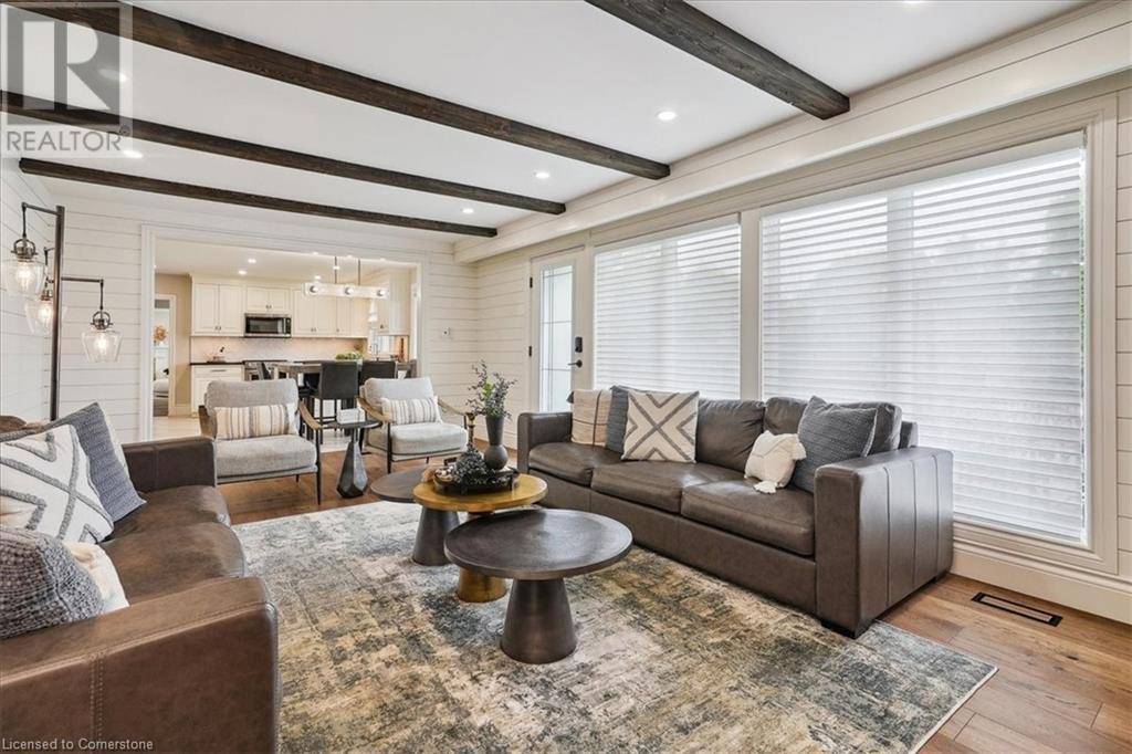 Stoney Creek, ON L8J1K4,10 AZALEA Court
