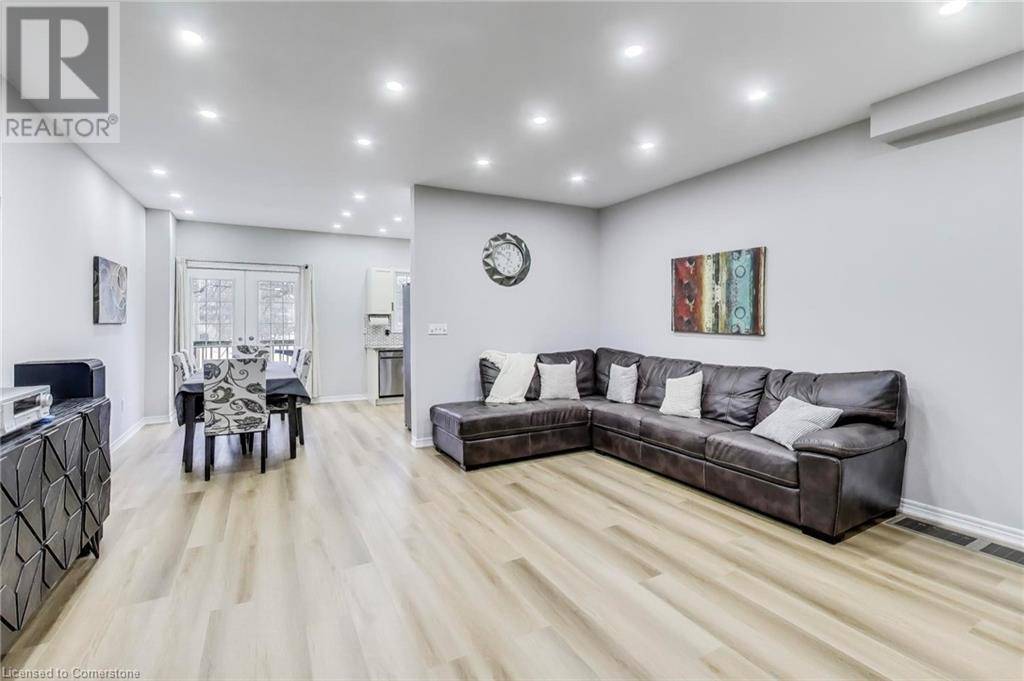 Brampton, ON L6X0J3,7 JOSEPH Street
