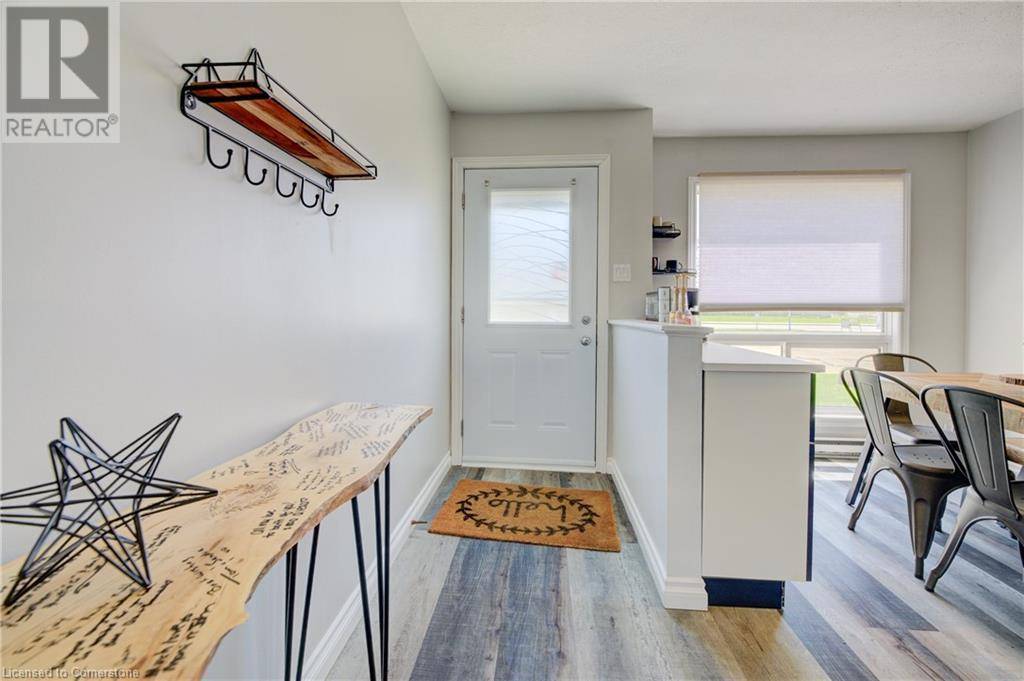 Woodstock, ON N4S8S7,879 PARKINSON RD #28