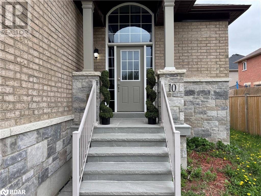Wasaga Beach, ON L9Z0G8,10 FALVO STREET Street