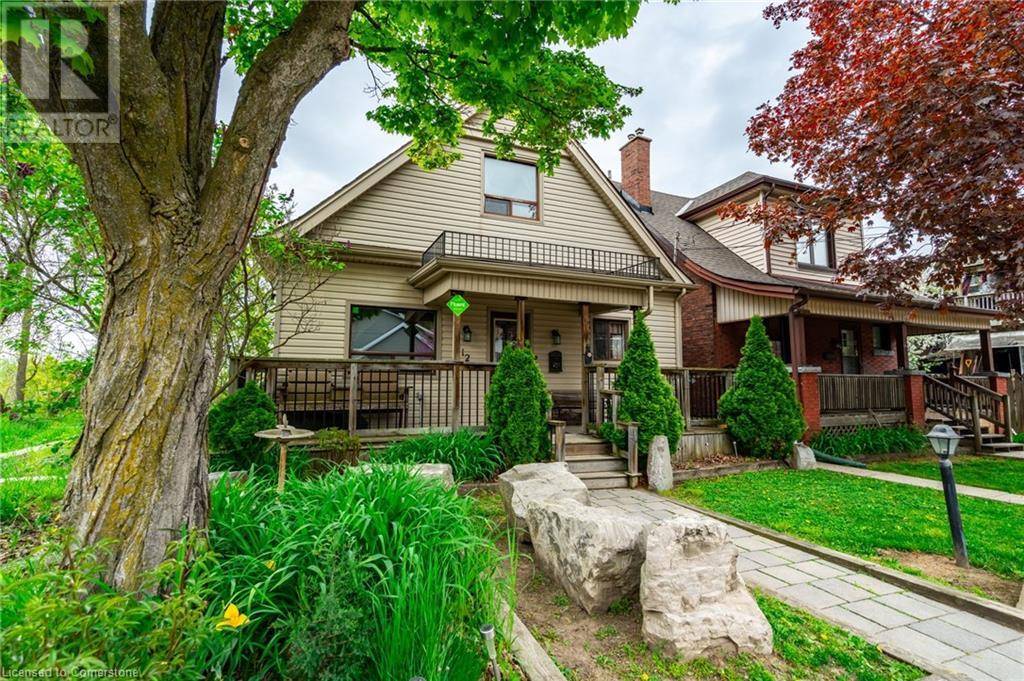 Hamilton, ON L8P2N3,12 ROSSMORE Avenue