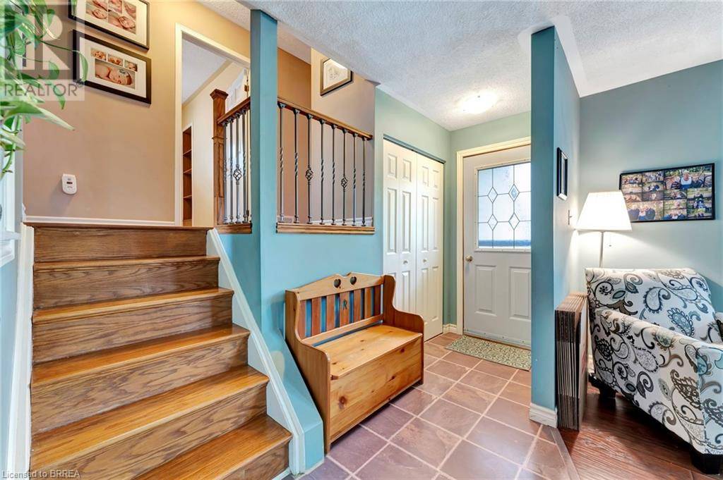 Brantford, ON N3P1G3,136 BRANTWOOD PARK Road