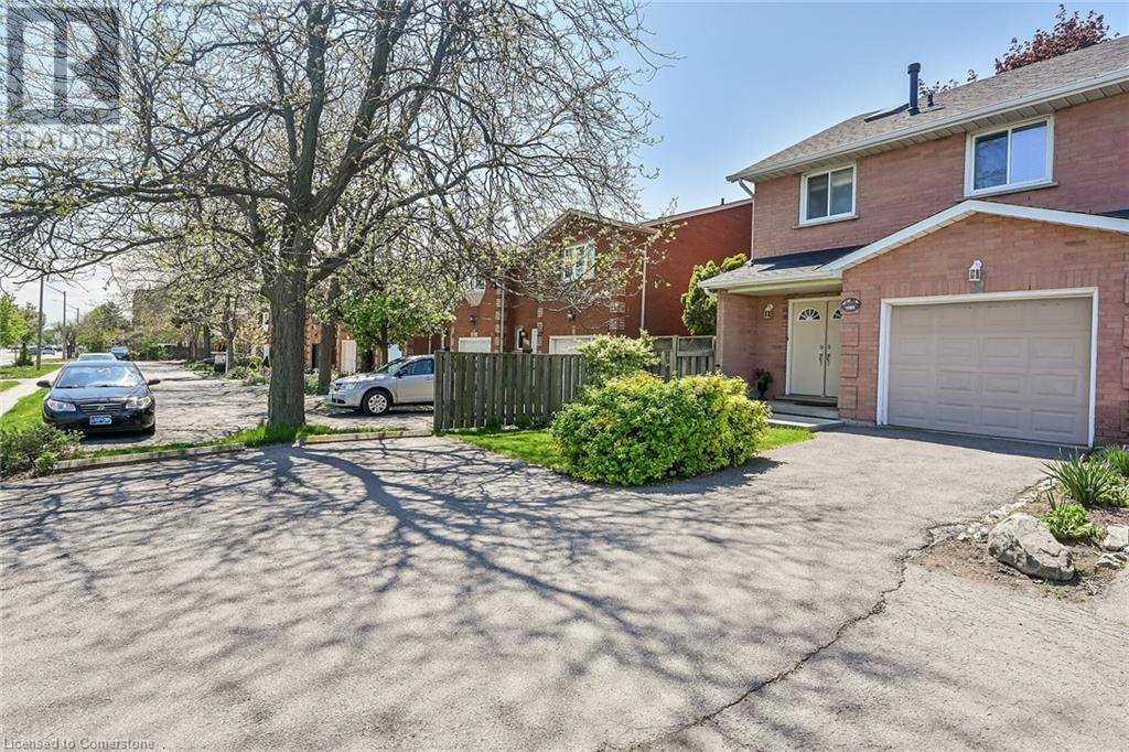 Hamilton, ON L9A5G2,1182 UPPER WENTWORTH Street