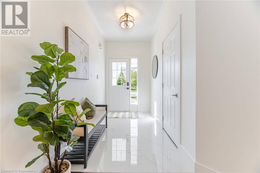 Mississauga, ON L5R2X7,514 HUNTINGTON RIDGE Drive