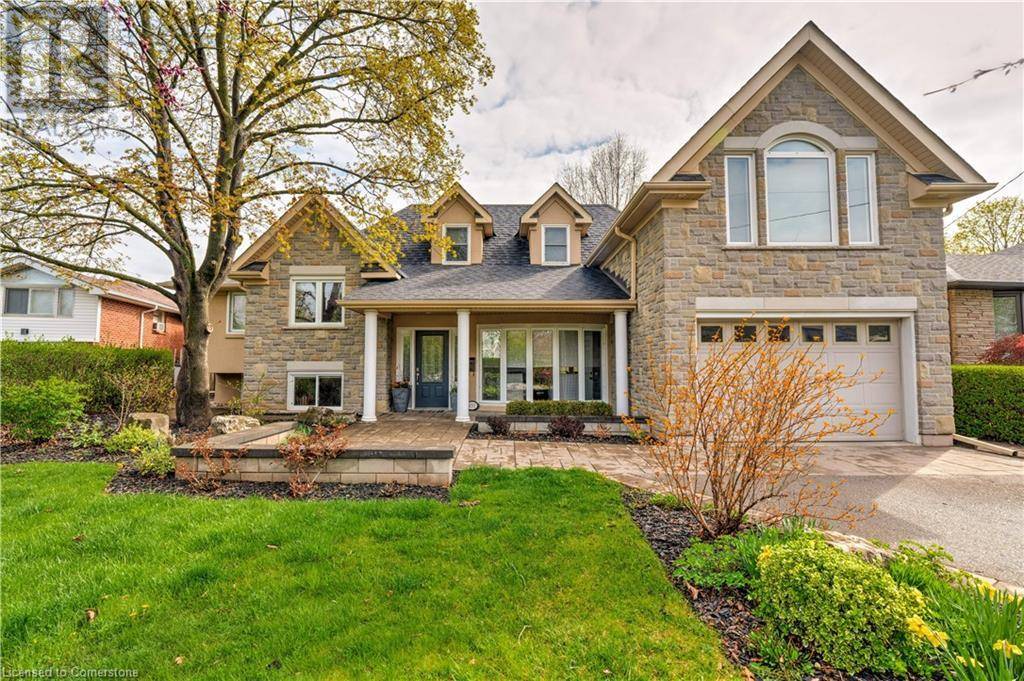 Oakville, ON L6L3S3,451 SANDLEWOOD Road