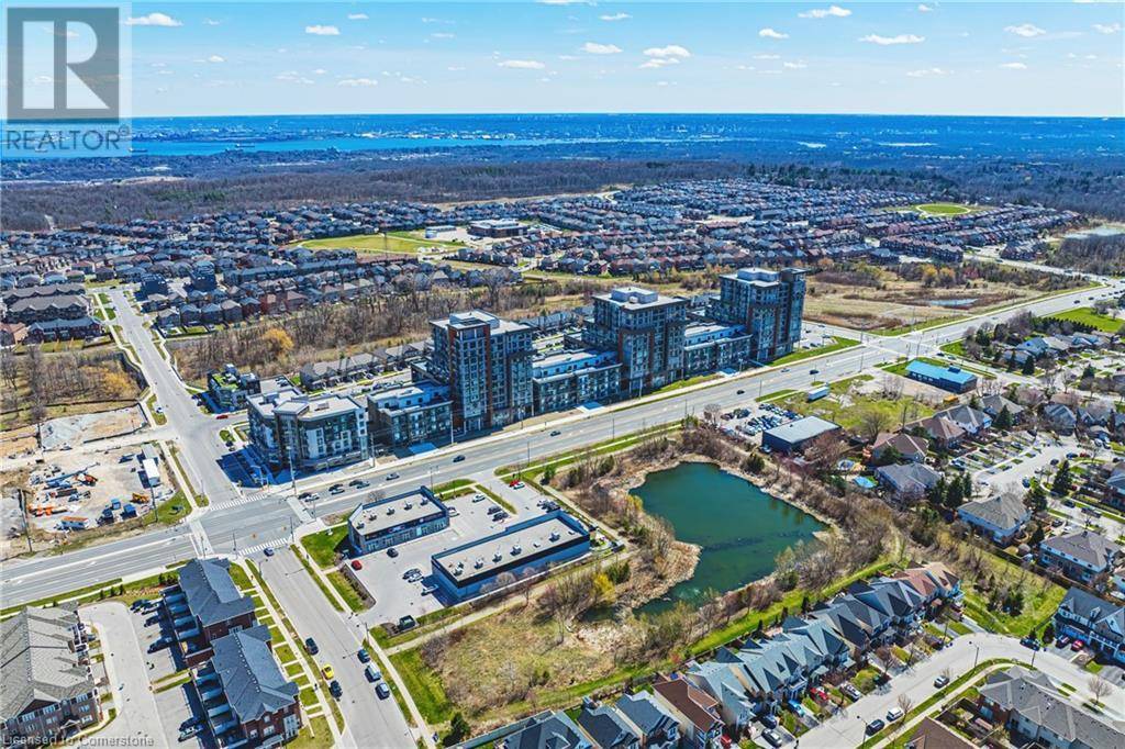 Waterdown, ON L8B2A6,450 DUNDAS ST East #902