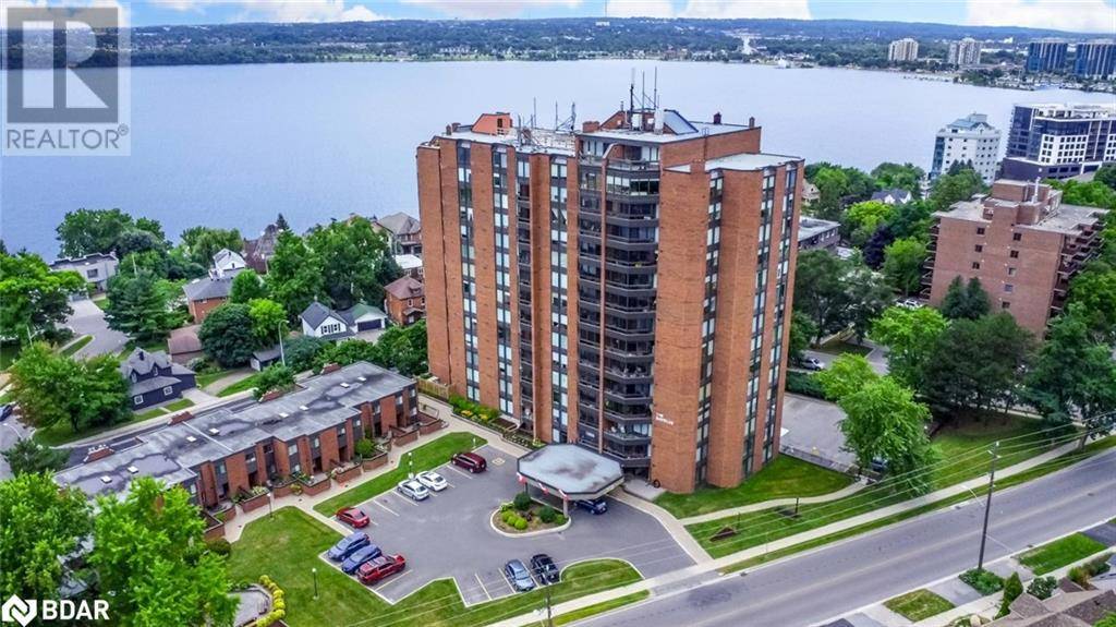 Barrie, ON L4M5L6,181 COLLIER ST #504