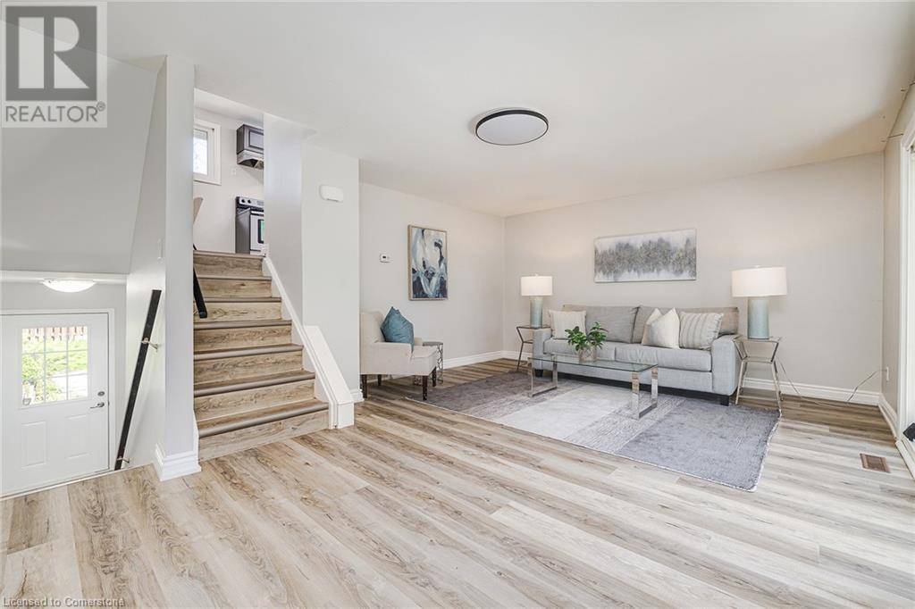 Kitchener, ON N2A1R3,25 THALER AVE #12